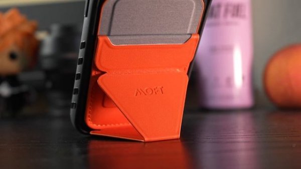 MOFT Magsafe Wallet Stand Unboxing & Review | 3 Card Holder