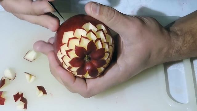 SIMPLE TECHNIQUE OF SCULPING AN APPLE - By J.Pereira Art Carving Fruits and Vegetables смотреть онлайн