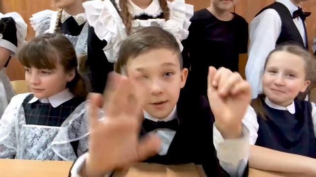 72 я гимназия съемка на выпускной альбом 4-й класс смотреть онлайн