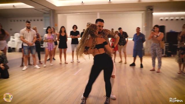 CREME DE LA CREME __ MAYINBITO __ Alonso y Noelia смотреть онлайн
