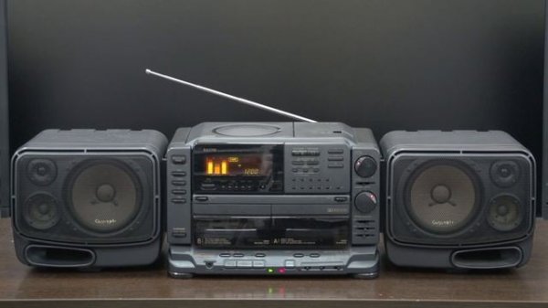 SANYO PH-Z300 ZooSCENE