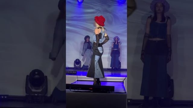 В МИДиС прошел, теперь уже, ежегодный конкурс молодых дизайнеров «Модный цех» смотреть онлайн