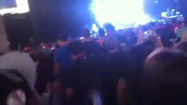 Mac Miller - Nikes on My Feet ( Under the Influence of Music Tour) @ Chicago смотреть онлайн