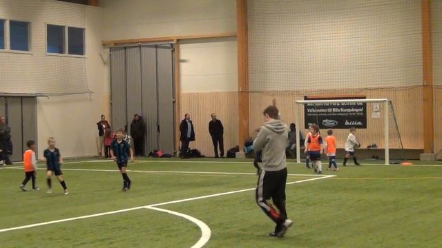 Sirius P05 Fotboll - Kungsängen Mål 2.MTS смотреть онлайн