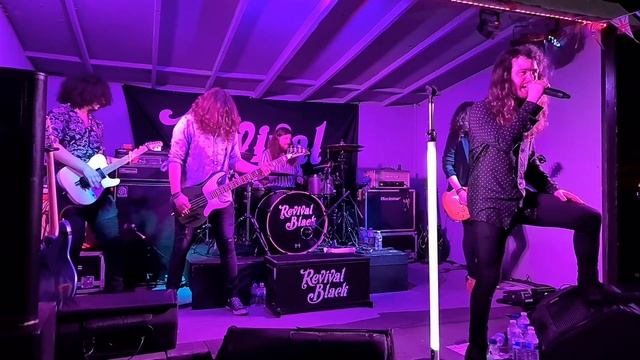 Revival Black - The Chain (Fleetwood Mac cover) смотреть онлайн
