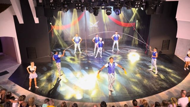 Прыжки через скакалку-Шоу Акробаты из Монголии- часть 5 Liberty #турция #фетхие #либерти #шоу