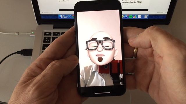 Cómo grabar vídeos con MEMOJIS y ANIMOJIS en tiempo real | Trucos iOS смотреть онлайн