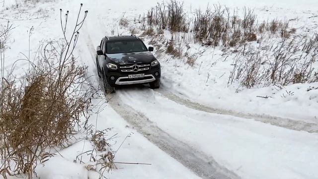 Mercedes-Benz X 350d - "Лакшери" пикап. Бате понравится! смотреть онлайн