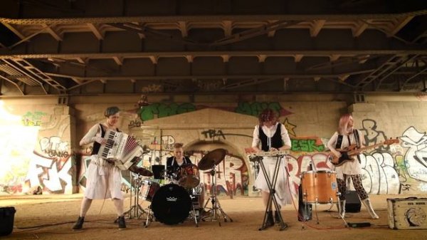 ИВА НОВА / IVA NOVA - Не хочу! (Don't want it!) - by Andrey Kezzyn