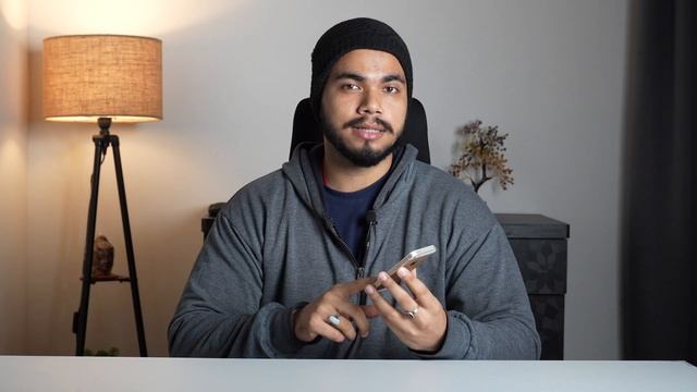 2013 iPhone after 10 Years! 🔥 Let's Check in 2024 (HINDI) смотреть онлайн