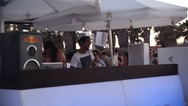 Dyed Soundorom b2b Dan Ghenacia @ Visionquest vs. Apollonia Mac Arena Beach 15/06/2012 (1) смотреть онлайн
