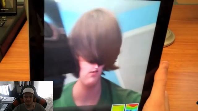 The Apple Store in a Nutshell Joeseppi Reaction смотреть онлайн