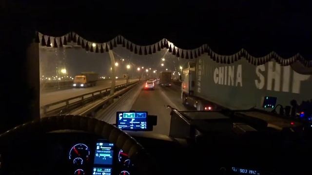ЗАПЛУТАЛ В ПИТЕРЕ | КТО ТО ПОТЕРЯЛ СВОЙ ГРУЗ НА КАДЕ смотреть онлайн