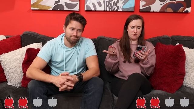 Toxic Relationships Spiting Each Other смотреть онлайн