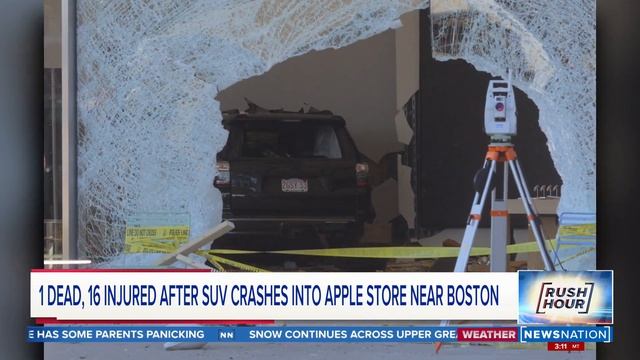 Car crashes into Massachusetts Apple store | Rush Hour смотреть онлайн