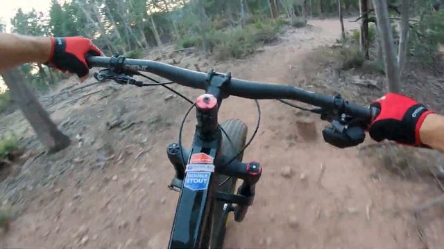FAT BIKE skinny legs #29 - New Bike Review - Growler Double Stout смотреть онлайн