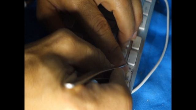 REPARATION CLAVIER APPLE   A1243
