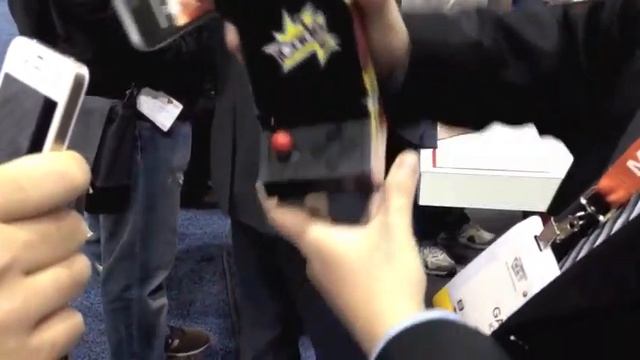iCade core, iCade Mobile, and iCade Jr. expand arcade experience for iPhone, iPad смотреть онлайн