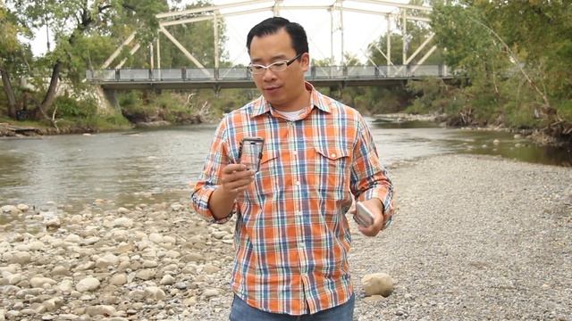Griffin Survivor + Catalyst vs Lifeproof Fre - iPhone Cases смотреть онлайн