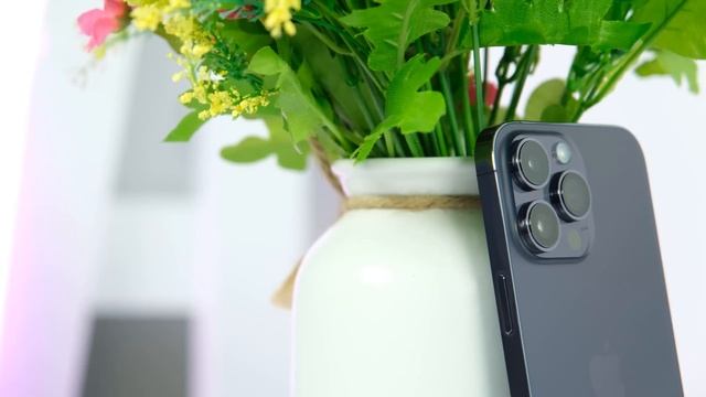 iPhone 14 Pro Max cũ có đáng mua khi hàng mới hết hàng? смотреть онлайн