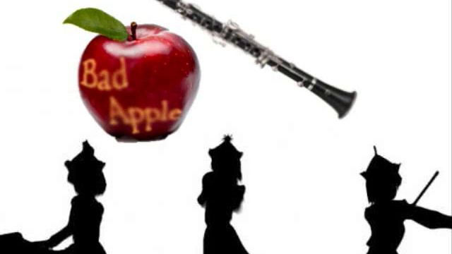 Bad Apple Cover смотреть онлайн