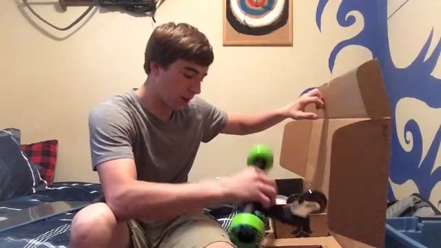 Freebord Unboxing And Assembly смотреть онлайн