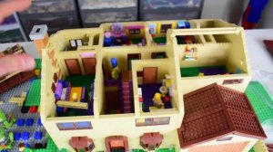 Building The Simpsons Springfield in LEGO - The Simpsons House and Moe's Tavern - Week 14