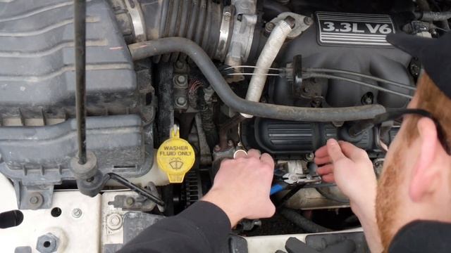 How To: Broken dipstick remove and replace. 2006 Dodge/Chrysler Caravan/Minivan 3.3L V6 смотреть онлайн