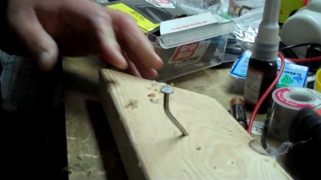 MTE M3-2I and Greg McGee Hammering Nails with the Flashlight смотреть онлайн