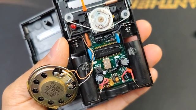 收音機也可以做的這麼漂亮，拆SONY icf s33 смотреть онлайн