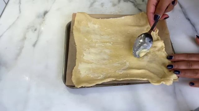 Easy Vegan Apple Pie смотреть онлайн