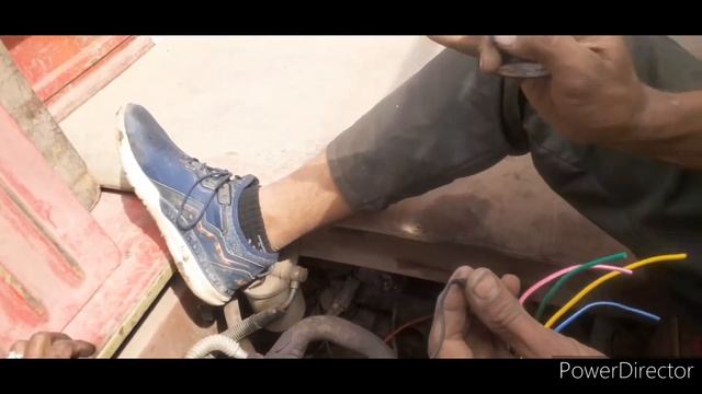 🚜Piaggio Ape Starter Motor Relay/How to replace New Relay Any 3 Wheelers 🔧🔥🔥 смотреть онлайн