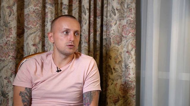 3 МИЛЛИОНА р/мес. Интервью с учеником Валерия Морозова. Отзыв о наставничестве. Продюсер онлайн шко смотреть онлайн