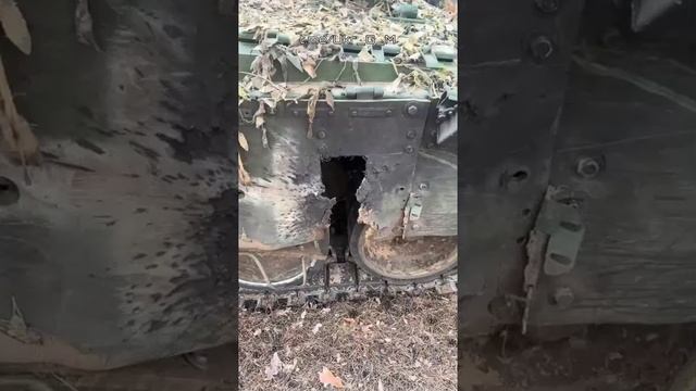 ⚡️СВО 18+ Поврежденный в зоне проведения СВО украинский танк Т-80 смотреть онлайн