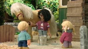 Postman Pat | A Tree House | Postman Pat Full Episodes