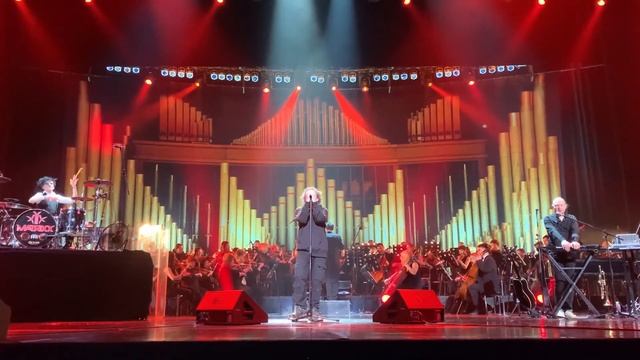 Глеб Самойлов & The MATRIXX с симфоническим оркестром смотреть онлайн