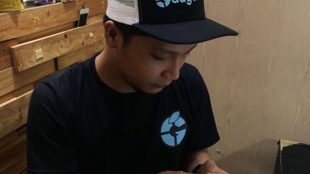UNBOXING iPhone 5s 16gb REFURBISH смотреть онлайн