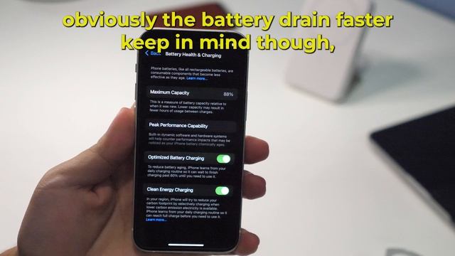 IS THE iPHONE 13 MINI WORTH IT IN 2023??? (NO B.S GUIDE) смотреть онлайн