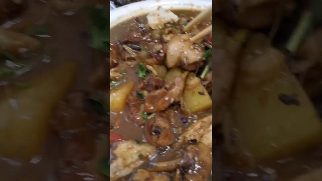 Курица с картошкой в Китае #китай #русскиевкитае #china #китайскаяеда смотреть онлайн