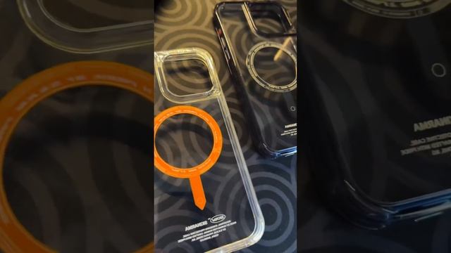 COLOR CHANGING CASE?!?!? Skinarma SAIDO SUNBURST for iPhone 15 Pro Max ☀️🤩🥵 смотреть онлайн