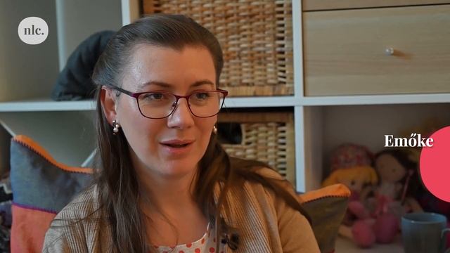 A Mamakörben az anyák és pszichológusok együtt beszélgetnek | nlc смотреть онлайн