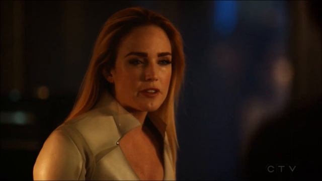 Alex and Sara (Mentions Maggie) | Crisis on Earth X | The Flash | 04X08 смотреть онлайн