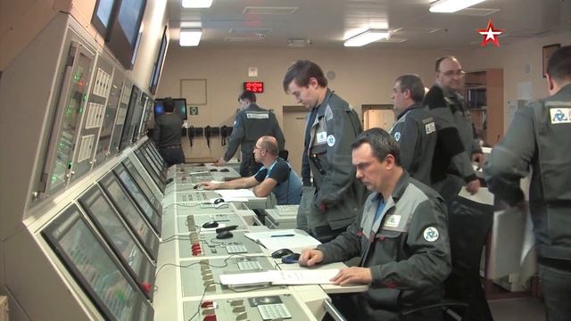 ПАТЭС «Академик Ломоносов» начала работу на Чукотке смотреть онлайн