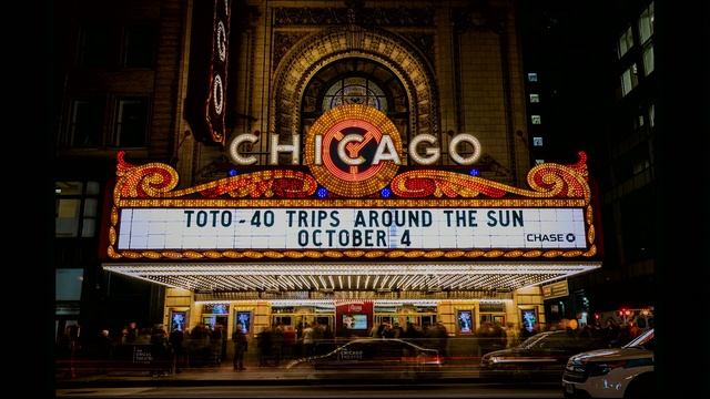 09 - The Chicago Theater Marquee смотреть онлайн