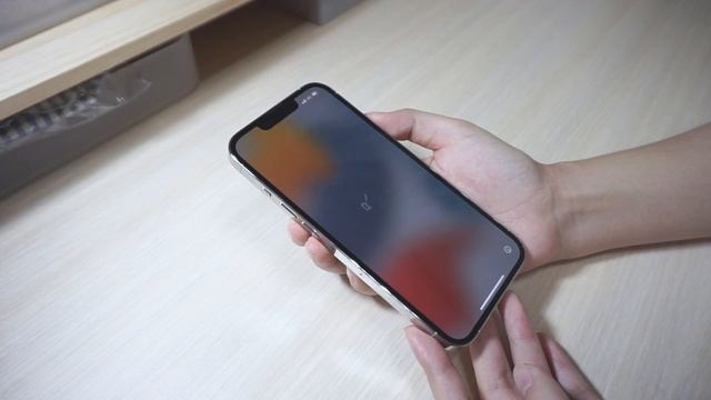 開箱📦｜iPhone 13 pro🍎 Overdigi 防摔透明殼、手機支架🐻｜SOFIE BBean смотреть онлайн