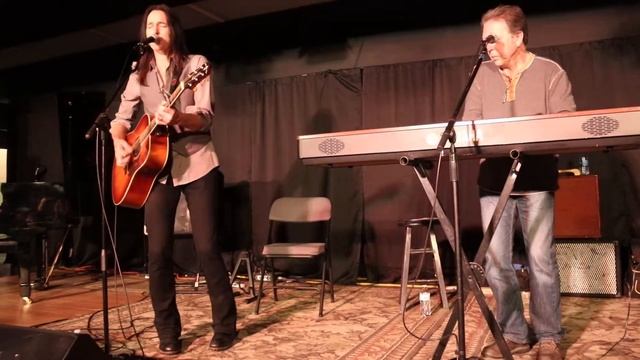 Damon Johnson and Mark Phillips смотреть онлайн