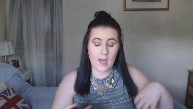 Huge MAC Makeup Haul смотреть онлайн