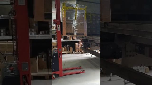 Электрический штабелер Lema LM E-1030 смотреть онлайн