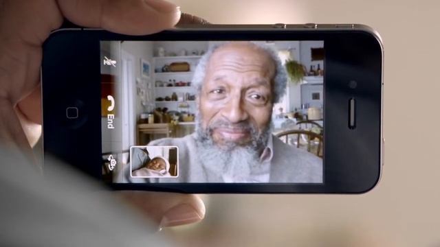 Apple iPhone 4 TV CM - Meet Her смотреть онлайн