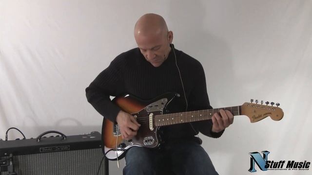 Fender Classic Player Jaguar Special смотреть онлайн